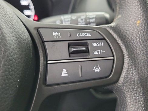 Certified 2025 Honda HR-V LX image 27