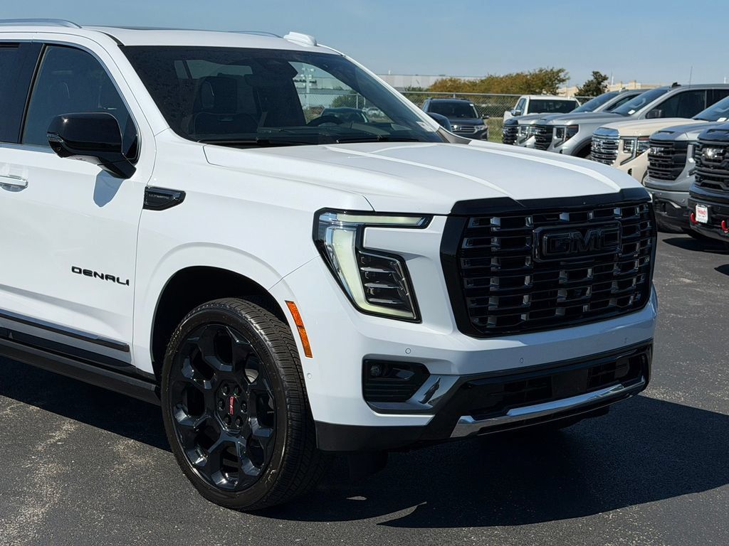 New 2026 GMC Yukon XL Denali Ultimate AWD/4WD image 4