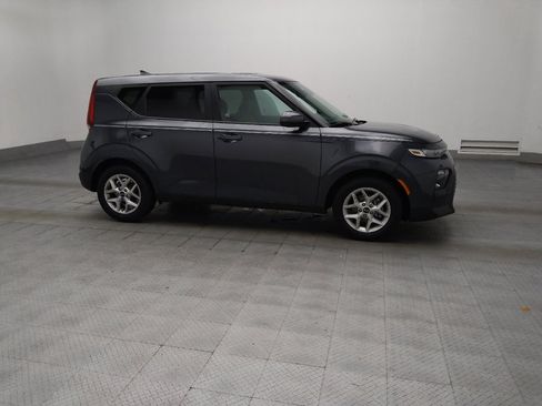 Used 2021 Kia Soul S FWD image 11