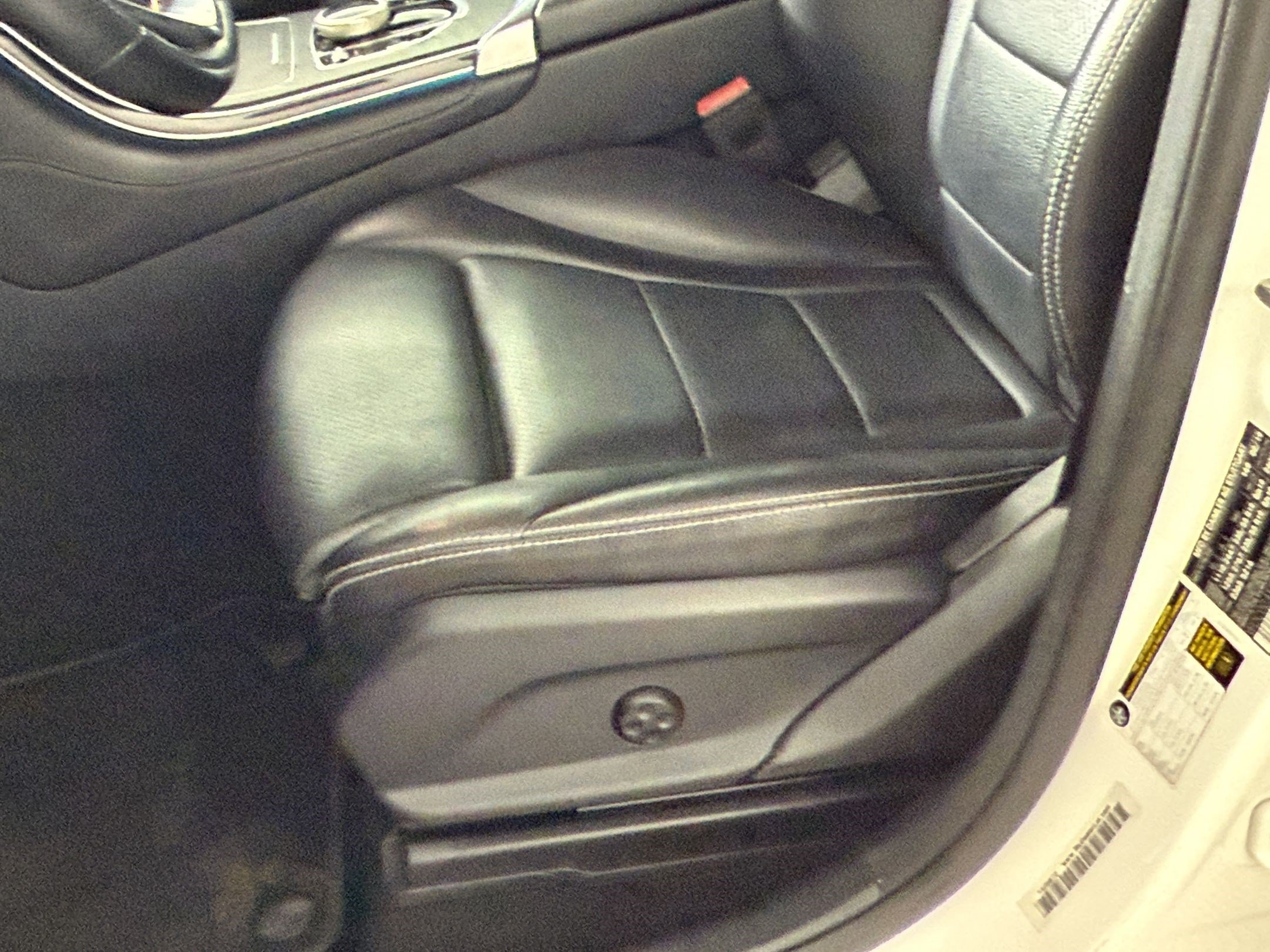 Certified 2019 Mercedes-Benz GLC 300 4MATIC image 15