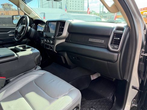 Used 2019 RAM 1500 Big Horn image 16