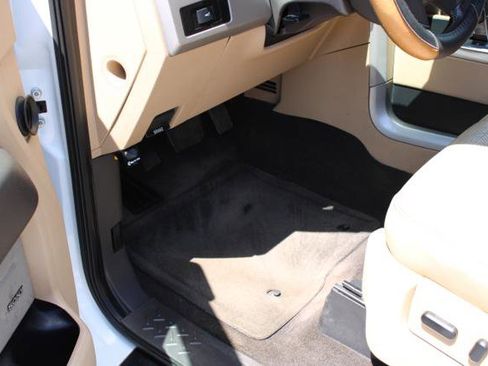 Used 2011 Ford F150 Lariat w/ Off Road Pkg AWD/4WD image 16