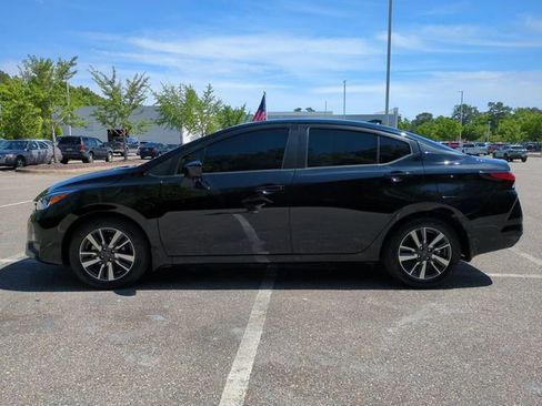 Used 2024 Nissan Versa SV w/ Trunk Package FWD image 7
