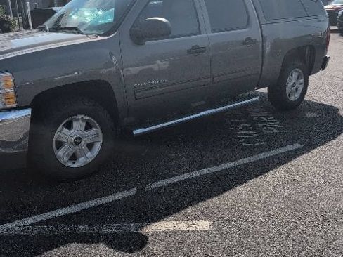 Used 2013 Chevrolet Silverado 1500 LT w/ All-Star Edition AWD/4WD image 3