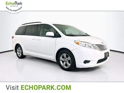 Used 2016 Toyota Sienna LE
