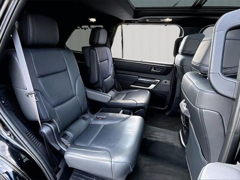 Used 2023 Toyota Sequoia Platinum image 25