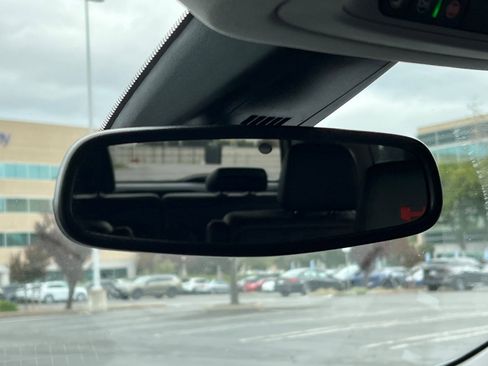 Used 2023 GMC Acadia AT4 w/ Technology Package image 25