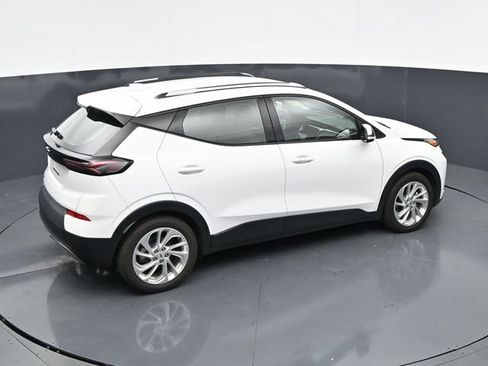 Used 2023 Chevrolet Bolt EUV LT w/ Driver Confidence Package FWD image 27