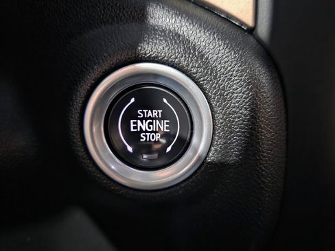 Used 2022 Chevrolet Silverado 1500 High Country w/ Z71 Off-Road Package image 40