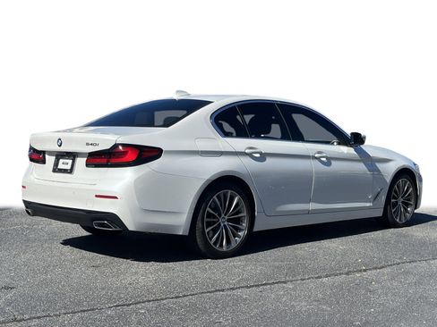 Used 2022 BMW 540i w/ Convenience Package image 28