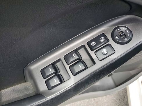 Used 2014 Kia Forte LX FWD image 15