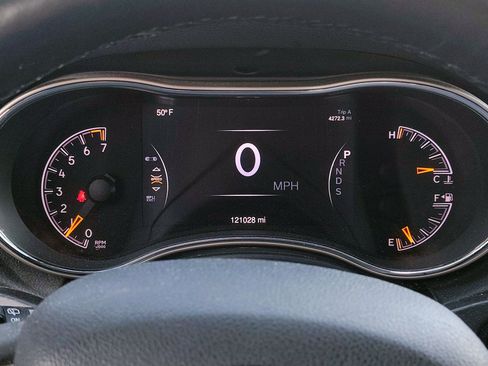 Used 2015 Jeep Grand Cherokee Limited image 18