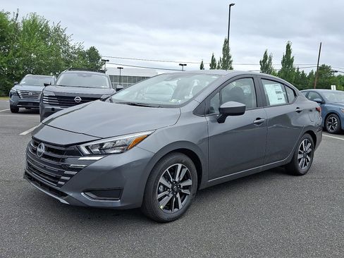 New 2025 Nissan Versa SV w/ Trunk Package image 2