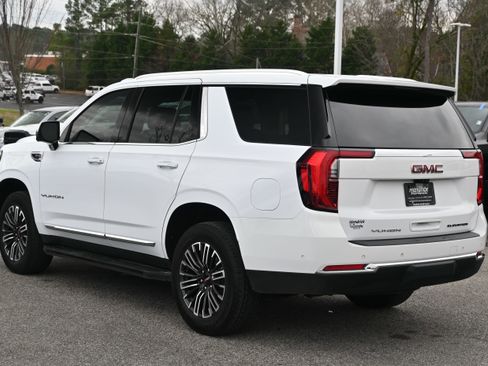 Used 2025 GMC Yukon Elevation w/ Technology Package image 13