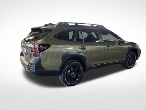 Used 2025 Subaru Outback Wilderness AWD/4WD image 6