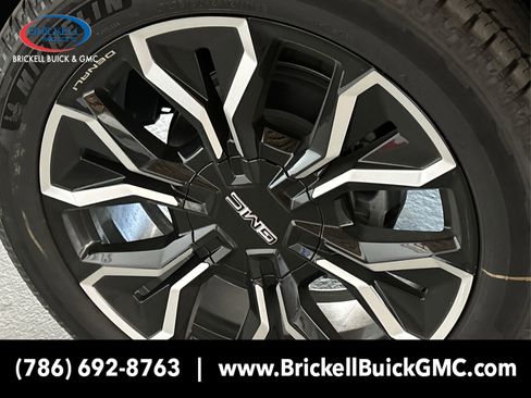 New 2025 GMC Sierra EV Denali image 13