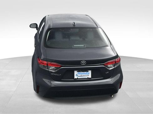 Used 2025 Toyota Corolla LE w/ Convenience Package FWD image 31