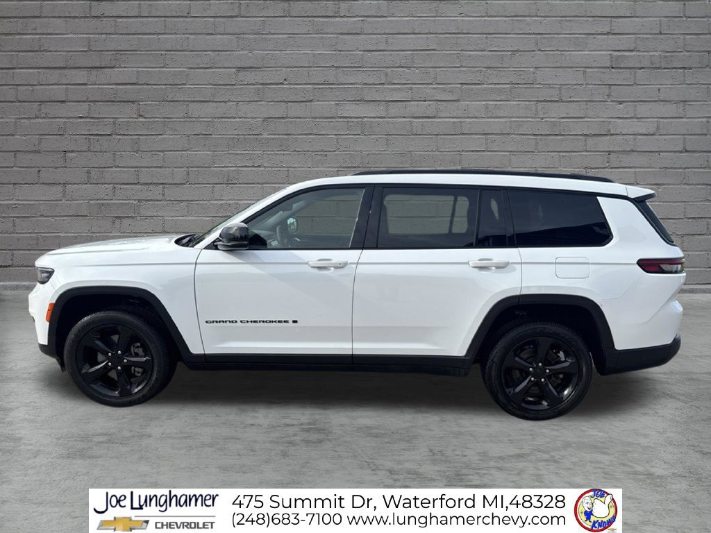 Used 2024 Jeep Grand Cherokee L Altitude AWD/4WD image 7