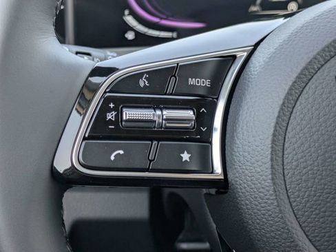 New 2026 Kia Seltos S FWD image 25