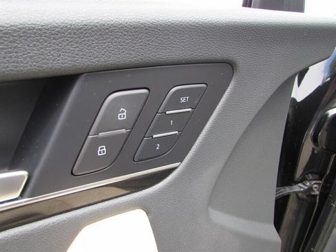 Used 2018 Audi Q5 Prestige AWD/4WD image 11
