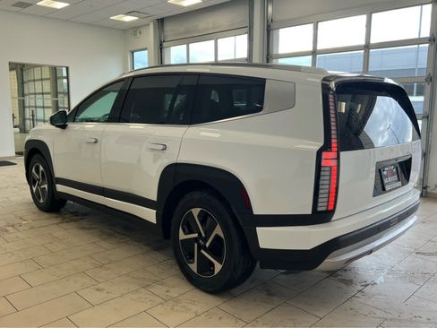 New 2026 Hyundai Ioniq 9 SE image 11