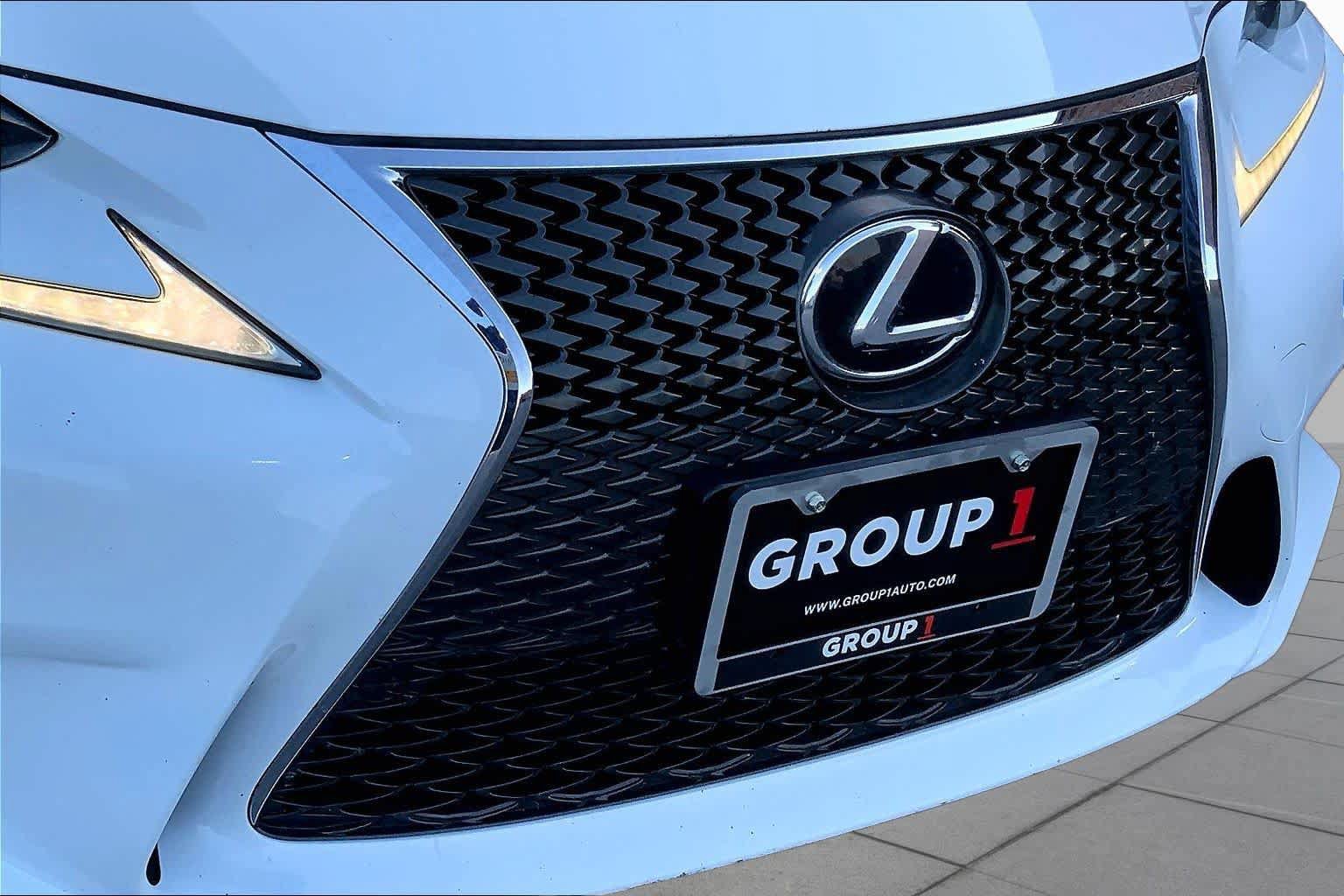 Used 2014 Lexus IS 350 w/ F Sport Package RWD image 30
