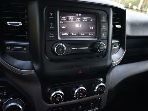 Used 2022 RAM 2500 Tradesman w/ Chrome Appearance Group AWD/4WD image 14