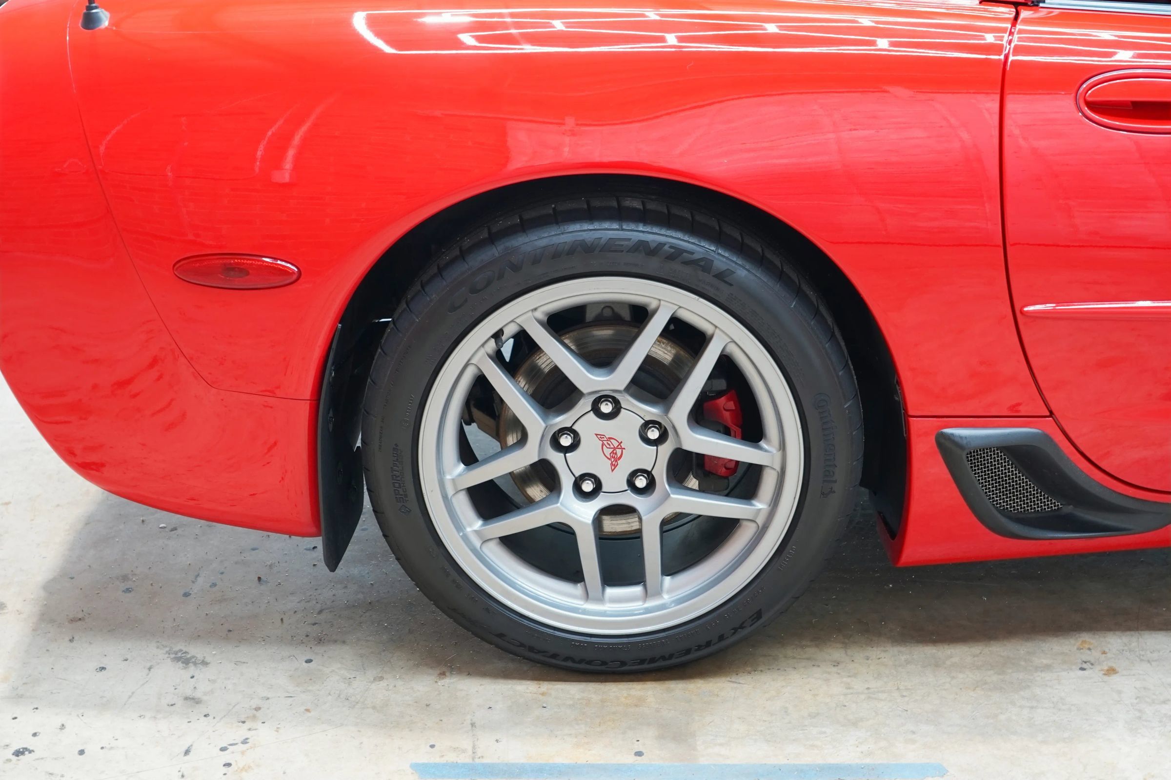 Used 2003 Chevrolet Corvette Z06 w/ Memory Package, 3 Drivers RWD image 54