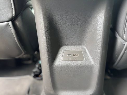 Used 2024 Buick Envision Sport Touring image 12