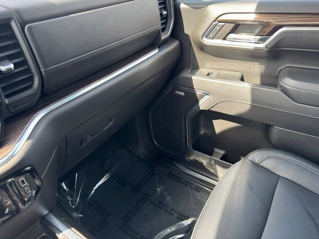Certified 2024 Chevrolet Silverado 1500 RST w/ Convenience Package II AWD/4WD image 26