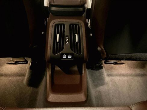 Certified 2025 BMW X1 xDrive28i w/ Premium Package image 33