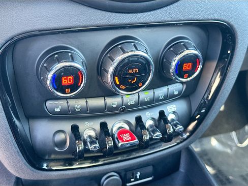 Used 2020 MINI Cooper Clubman S w/ Premium Package image 15
