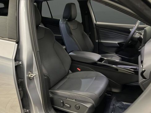 Used 2024 Volkswagen ID.4 Pro S image 25