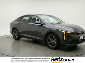 Used 2025 Kia K4 LXS video 1