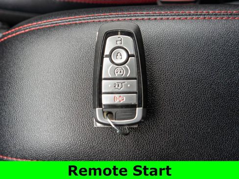 Used 2022 Ford Escape SEL w/ SEL Stealth AWD Package image 28