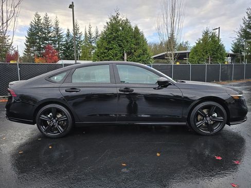 Certified 2025 Honda Accord Sport image 24