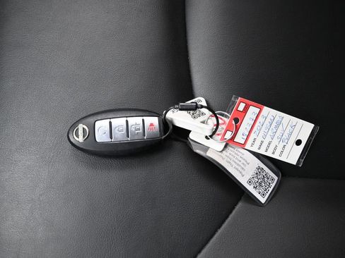 Used 2023 Nissan Armada SV image 27