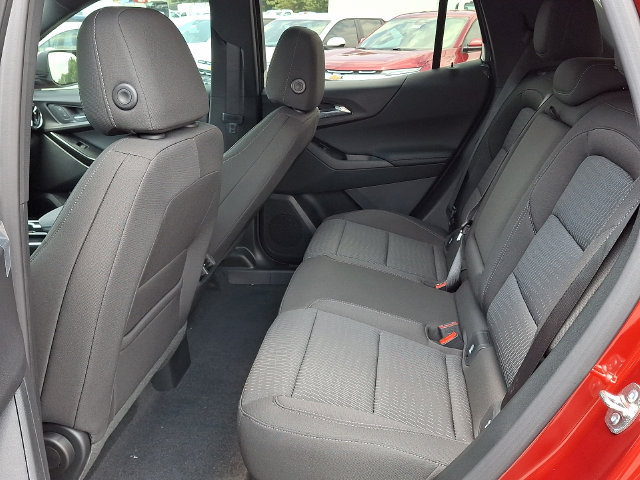 New 2027 Chevrolet Equinox LT FWD image 6