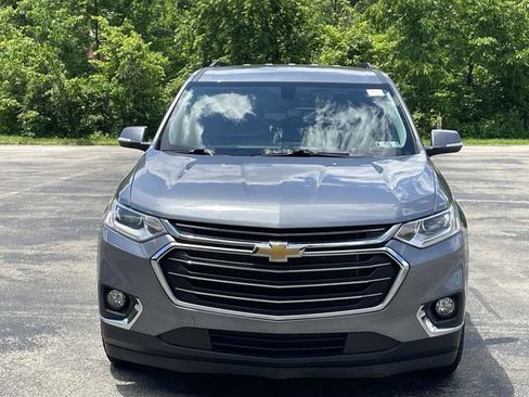Used 2021 Chevrolet Traverse LT w/ LPO, Floor Liner Package AWD/4WD image 8