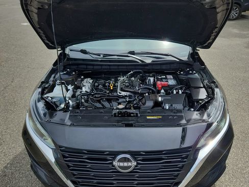 Used 2025 Nissan Altima 2.5 SV FWD image 16