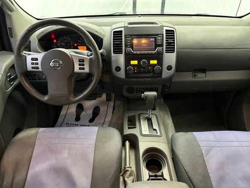 Used 2016 Nissan Frontier SV w/ SV Value Truck Package RWD image 21