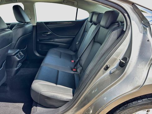 Used 2021 Lexus ES 250 w/ Premium Package AWD/4WD image 25