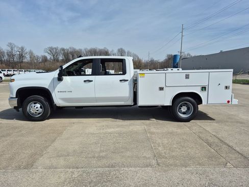 New 2026 Chevrolet Silverado 3500 W/T w/ WT Convenience Package AWD/4WD image 4