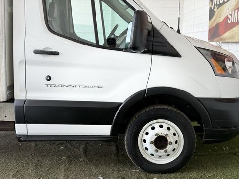 Used 2019 Ford Transit 350 156 DRW image 38