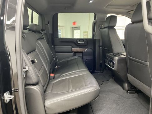 Used 2023 GMC Sierra 3500 Denali image 17