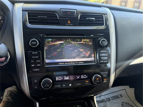 Used 2013 Nissan Altima 2.5 SV w/ 2.5SV Convenience Pkg FWD image 10