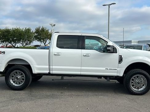 Certified 2022 Ford F250 Lariat w/ Lariat Ultimate Package image 2