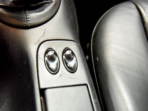 Used 2000 Porsche Boxster image 22