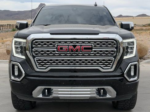 Used 2022 GMC Sierra 1500 Denali w/ Denali Premium Package image 3