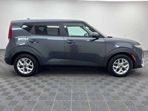 Used 2020 Kia Soul S FWD image 5